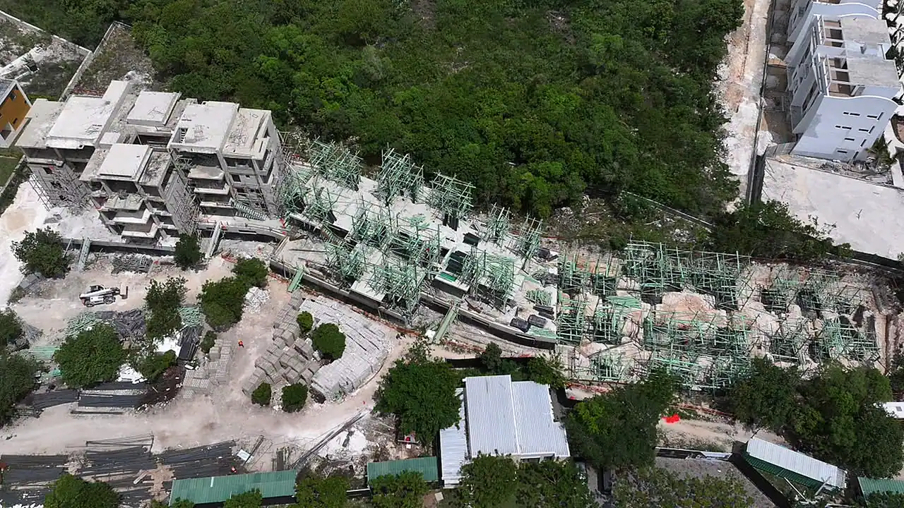 Estructuras en ejecución — Monterezzo